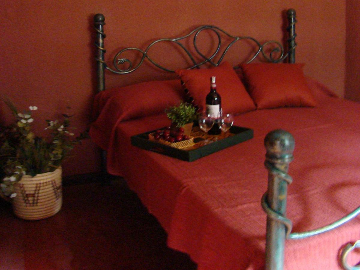Ikweta Country Inn Maua Kaathene Ngoại thất bức ảnh