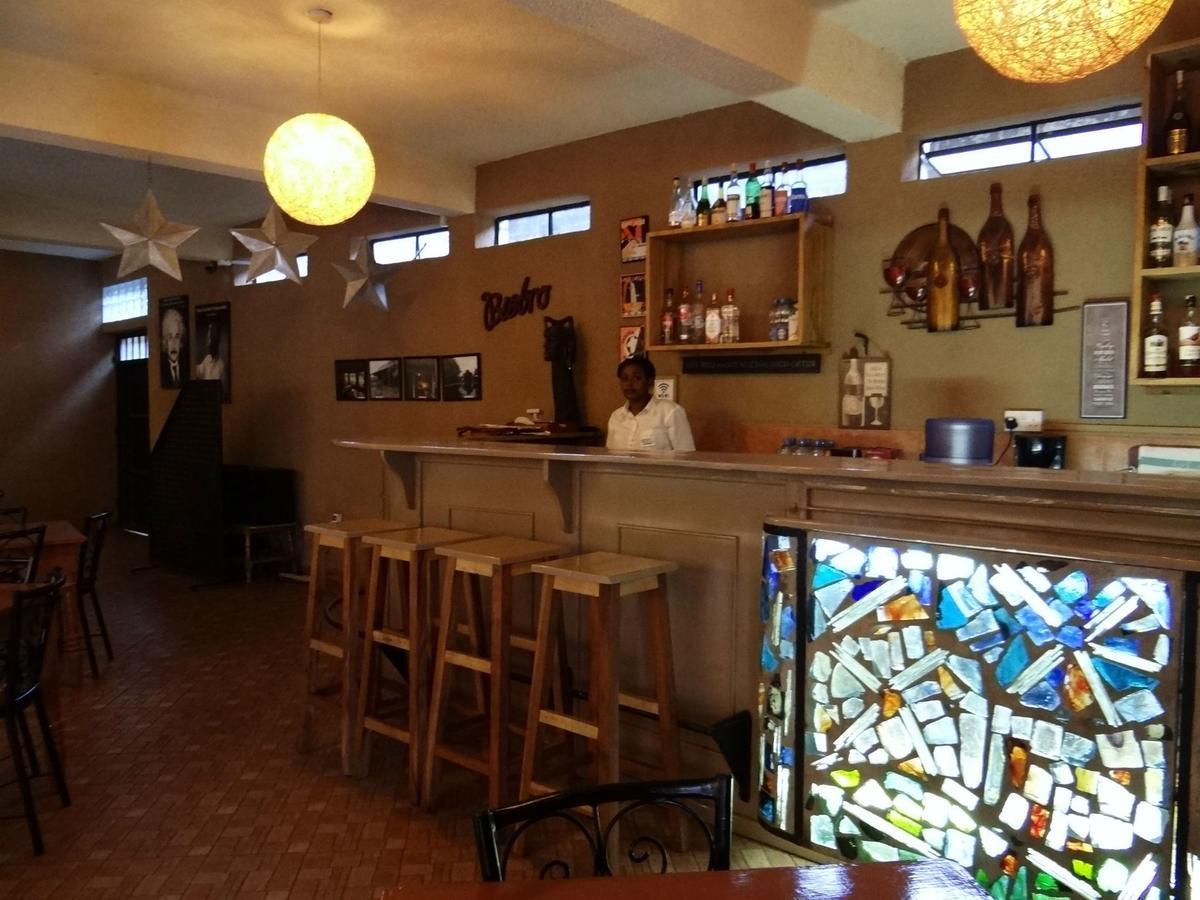 Ikweta Country Inn Maua Kaathene Ngoại thất bức ảnh